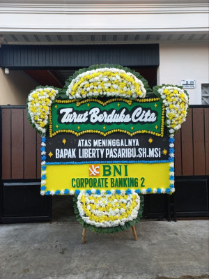 Papan Bunga Duka di Setia Negara