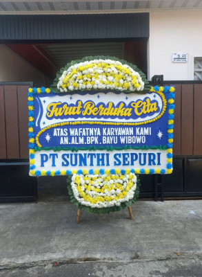 Papan Bunga Duka di Setia Negara