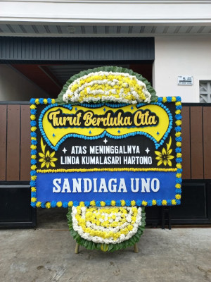 Papan Bunga Duka di Setia Negara
